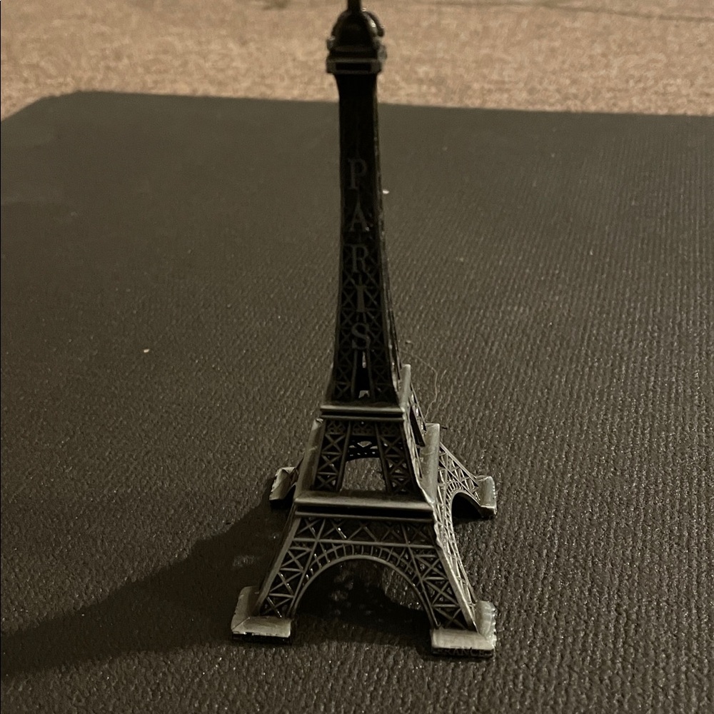 Eiffel Tower Metal Decor - Picture 2 of 5